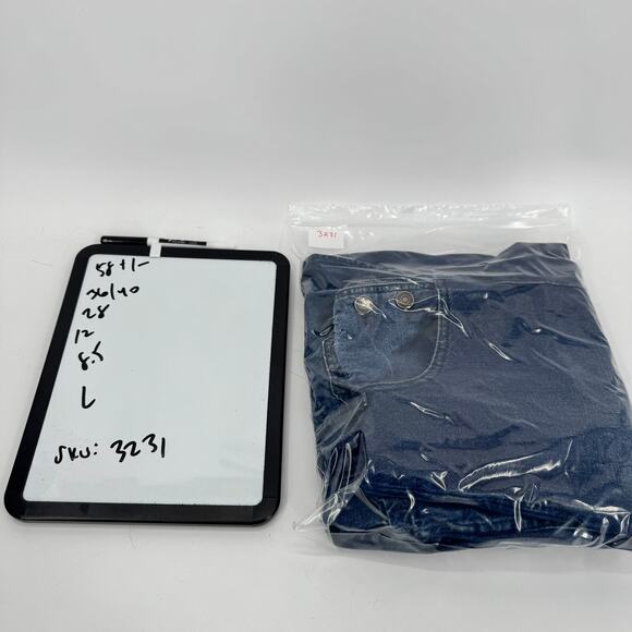 Free People Overalls Womens Large Ziggy We the Free Blue Denim Relaxed Bib - Picture 11 of 11